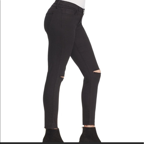 Flying Monkey Denim - Black mid rise jeans